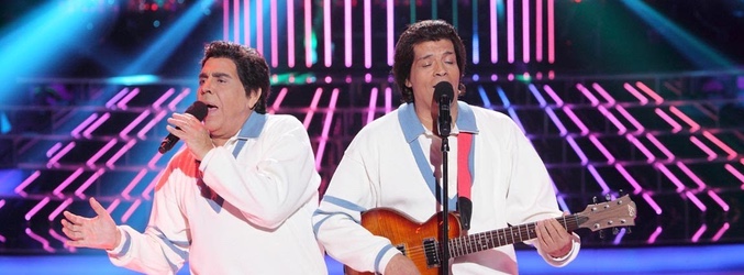 Los Chunguitos imitando al Dúo Dinámico en 'Tu cara me suena'