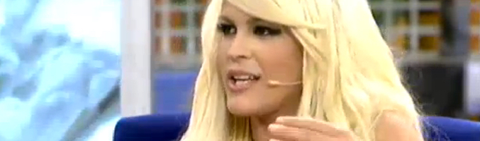 El colaborador de 'Sálvame deluxe' no dudó en afirmar que el extronista de 'MYHYV' podría ser gay.