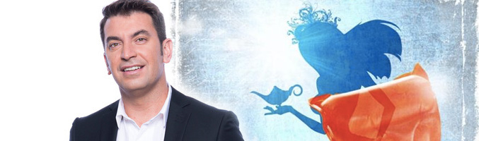 Arturo Valls sobre el cartel anunciador de los Carnavales de LPGC