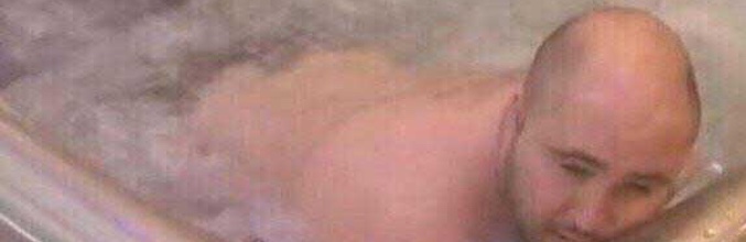 Descuido de Kiko Rivera en el jacuzzi