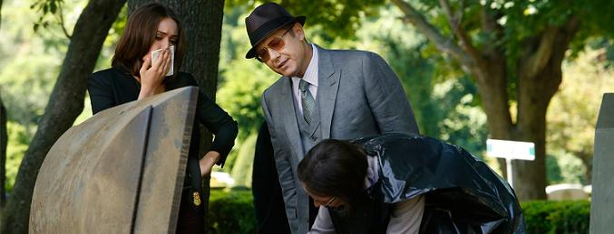 Megan Boone y James Spader en una escena de &#39;The Blacklist&#39;