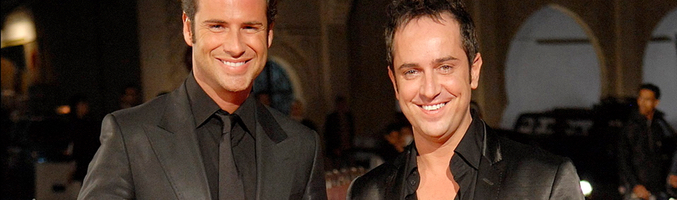 Víctor Sandoval y Nacho Polo posan ante la cámara