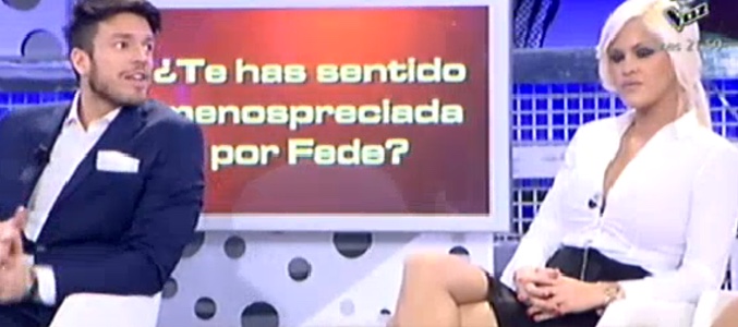 Ylenia molesta con Fede en 'Sálvame deluxe'