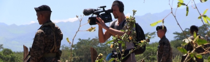 El cámara grabando en Honduras