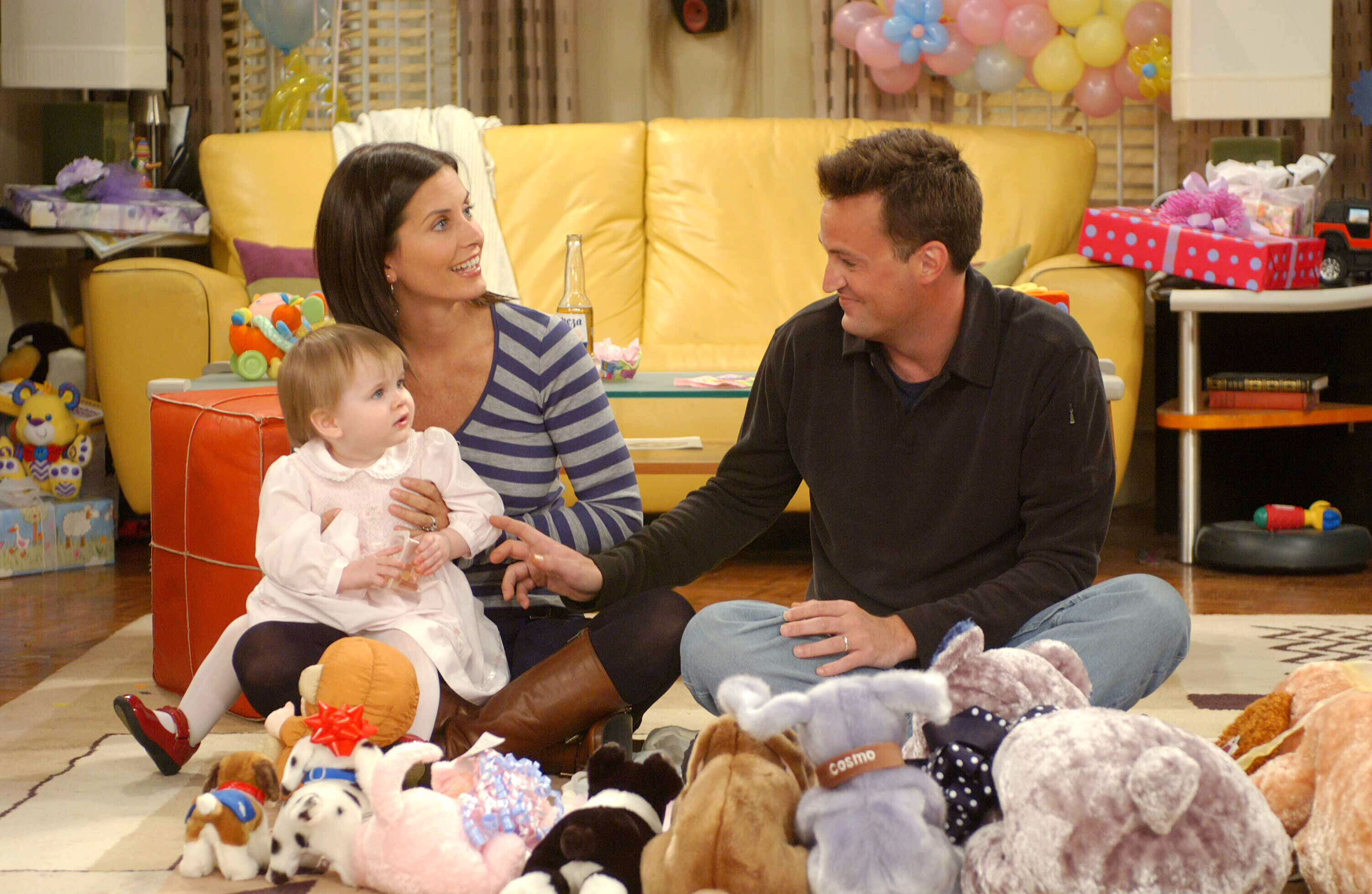 Monica y Chandler podrían haber sido solo amigos en 'Friends' de no ser por los fans de la serie