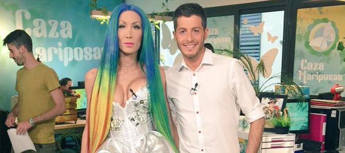 'Más cazamariposas' registra un gran 3,6% en Divinity con la visita de La Pelopony