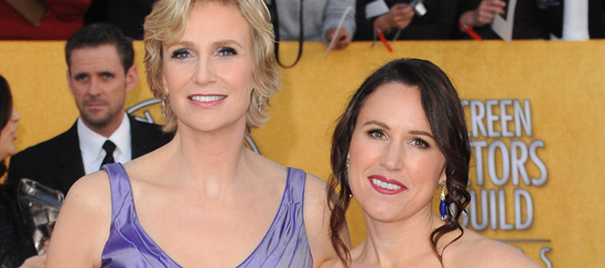 Jane Lynch y su novia se casaron en Massachusetts ya que en California no era legal