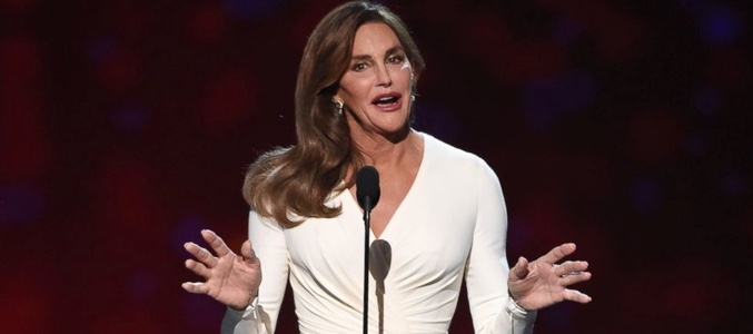 Caitlyn Jenner durante su emotivo discurso