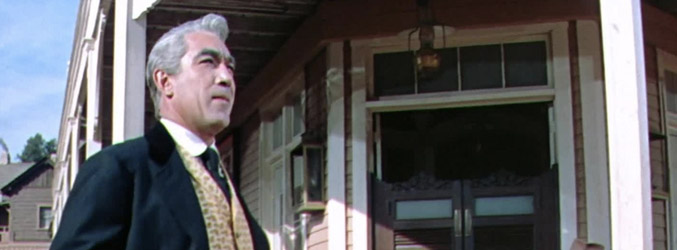 Fotograma del western &quot;El hombre de las pistolas de oro&quot;, emitida por 13tv