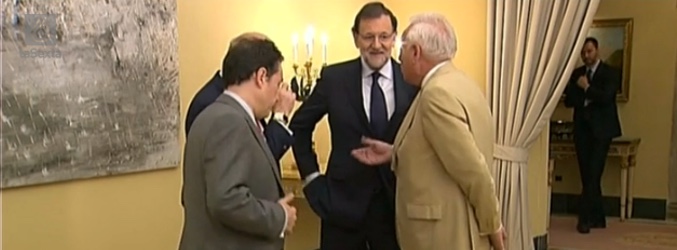 Rajoy en la reunión con los ministros