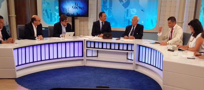 García-Margallo visita 'El cascabel' en 13tv