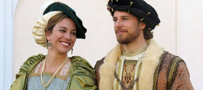 Blanca Suárez y Álvaro Cervantes protagonizan 'Carlos, Rey Emperador'