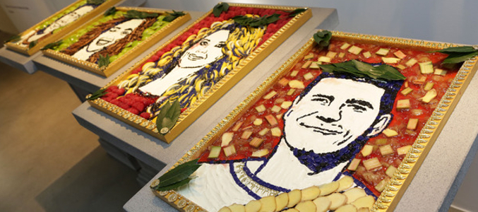 Los jueces de 'The X Factor' se convierten en dioses griegos hechos con yogur