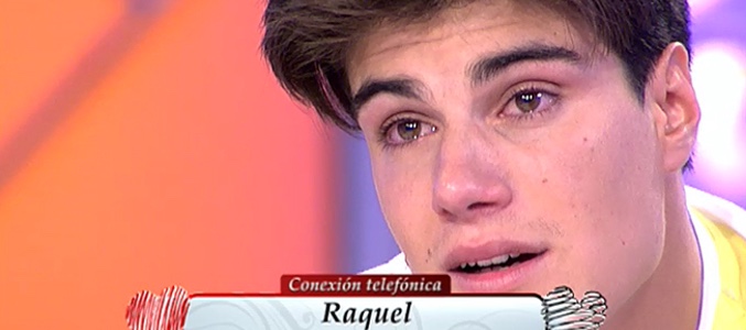 El tronista se ha emocionado con la llamada de su madre