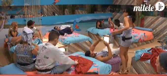 Maite comentando que quiere pasta con tomate