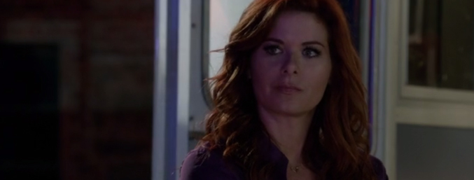 "The Mysteries of Laura 2x01"