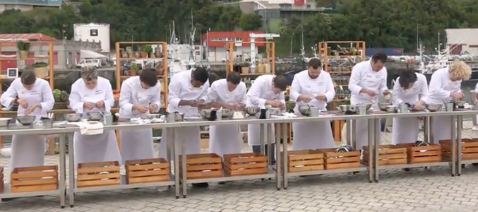 Los concursantes se enfrentan a la prueba de inmunidad