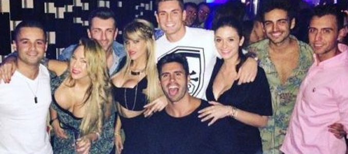 Ylenia y Steisy, de fiesta