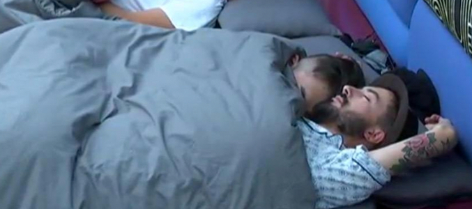 Han y Aritz, noche cariñosa