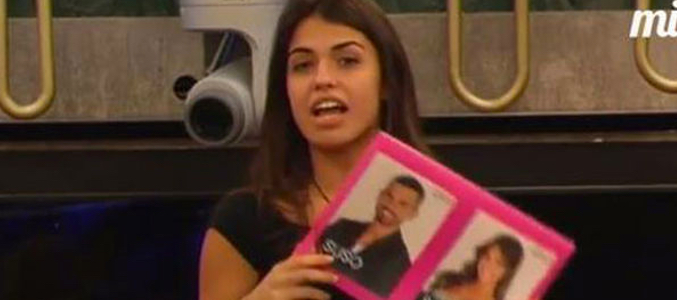 Sofía solo puso a Suso en su carpeta