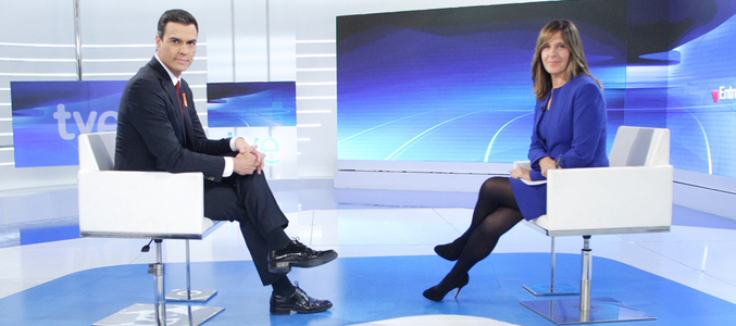 Pedro Sánchez con Ana Blanco