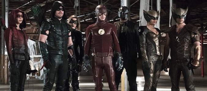 Así es el primer vistazo del crossover de 'Arrow' y 'The Flash' con personajes de 'Legends of Tomorrow'
