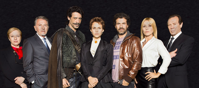 Parte del elenco de 'El Ministerio del Tiempo'