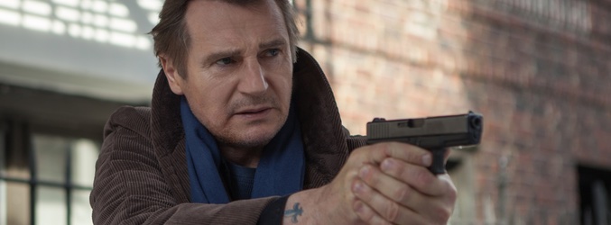 Liam Neeson, protagonista de la película "Caminando entre las tumbas