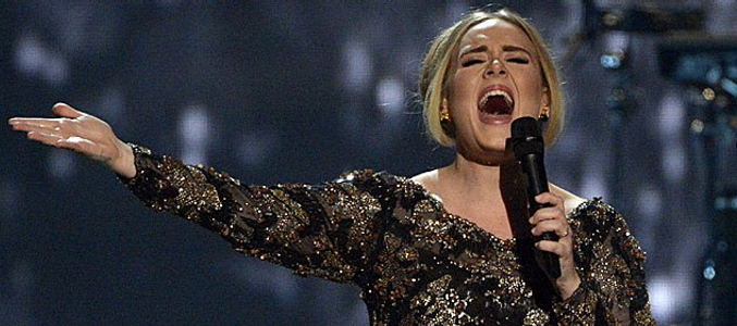 Adele triunfa en NBC