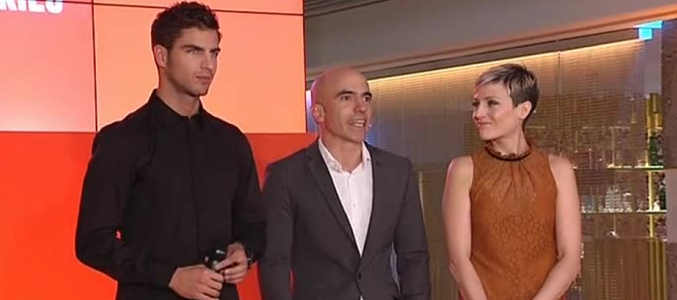 Maxi Iglesias, José Antonio Antón y Sara escudero en la presentación de Atreseries