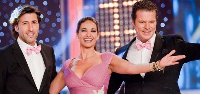 Mariló Montero cantando en 'Telepasión'