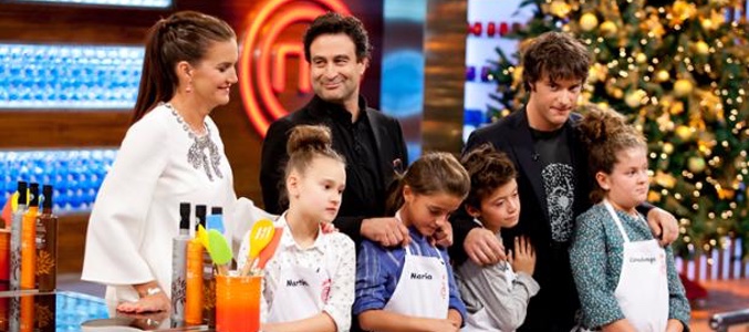 Los finalistas junto a los Chefs de &#39;MasterChef Junior&#39;