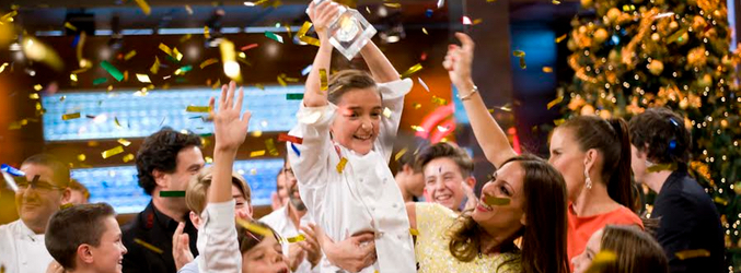 María recogiendo el premio