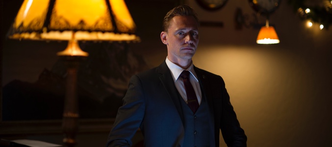 Crítica: &#39;El infiltrado&#39; es la serie que reúne todas las piezas para triunfar y que no parece que termine de encajarlas