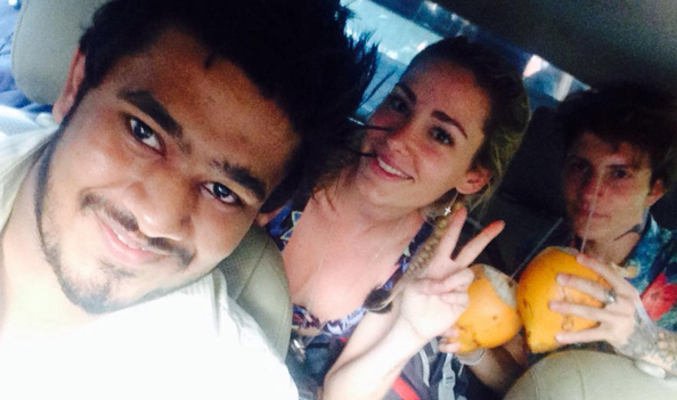 Foto del taxista de Sri Lanka publicada en su Instagram