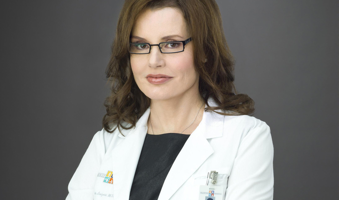 Geena Davis protagonizará la versión televisiva de 'El exorcista'