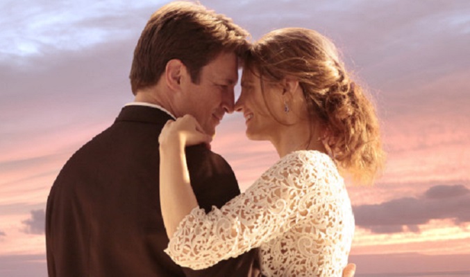 Castle y Beckett bailando el día de su boda.