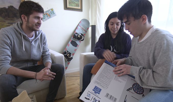 Compañeros de piso, algunos de los protagonistas de 'Los probadores'