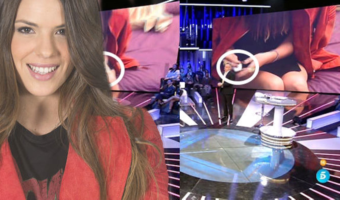 Diego entrega a Laura Matamoros una nota a escondidas durante su visita a &#39;GH VIP 4&#39;