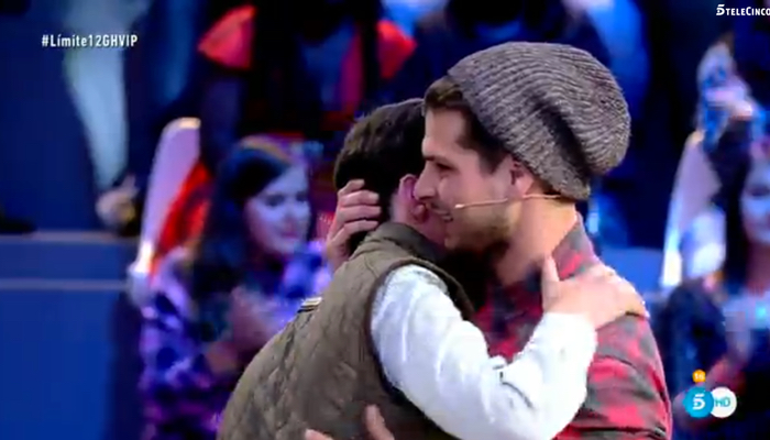 Alejandro y Fran se fundoerpn en un gran abrazo (Mediaset)