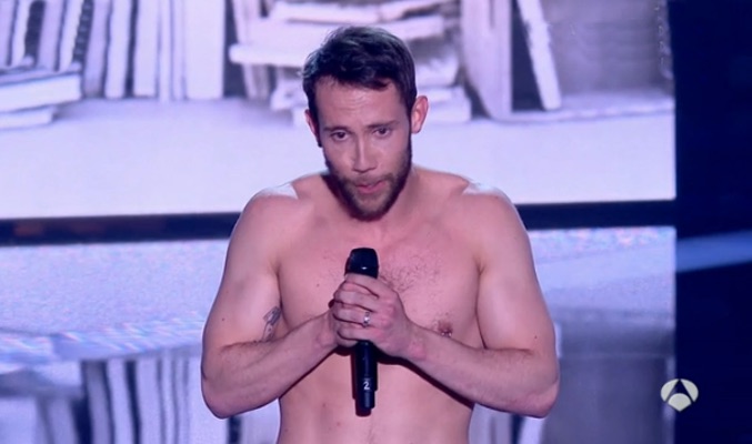 Axel Amores respondiendo a Rafael Amargo sobre su nombre