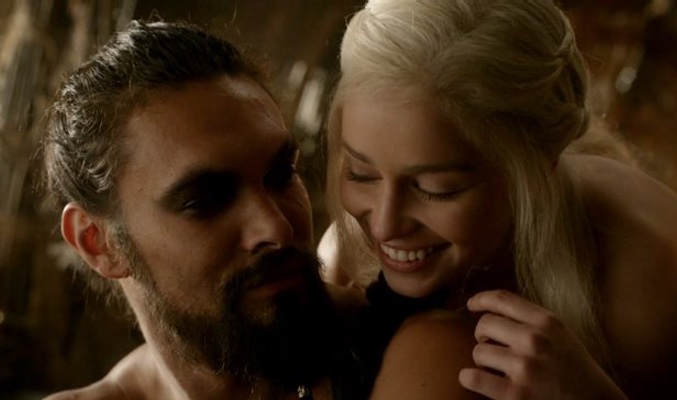 Emilia Clarke, sobre el pene de Jason Momoa en 'Juego de Tronos': "Si lo mostrara haría sentirse a la gente realmente mal"