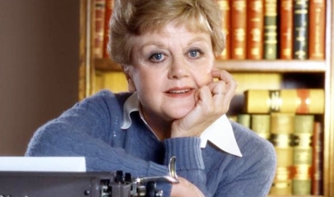 La actriz Angela Lansbury interpreta a Jessica Fletcher en 'Se ha escrito un crimen'