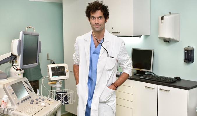 Jordi Mestre durante la grabación de 'Centro Médico'