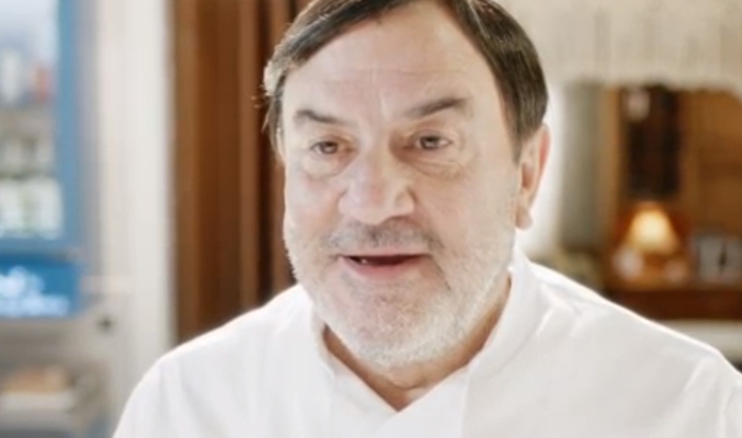 Pepe se despide de sus familiares desde el más allá