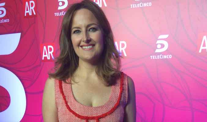 La directora de 'El programa de Ana Rosa' sonriente