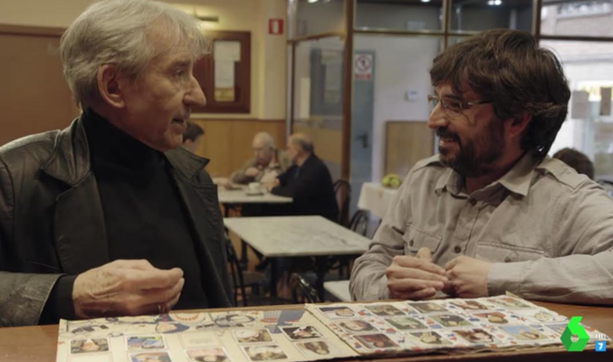 Sacristán junto a Évole