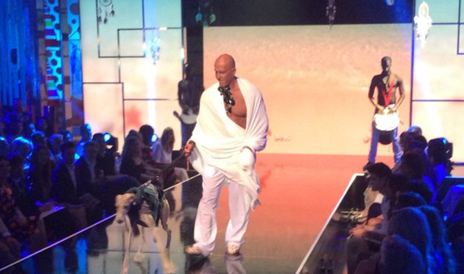 Kiko Matamoros desfilando finalmente