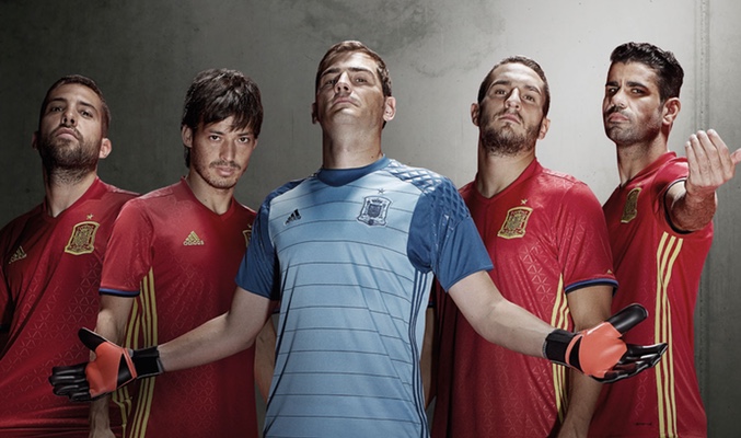 Telecinco y Cuatro emitirán los partidos amistosos de &quot;La Roja&quot; antes de la Eurocopa