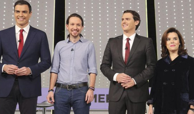 Los candidatos en el anterior debate